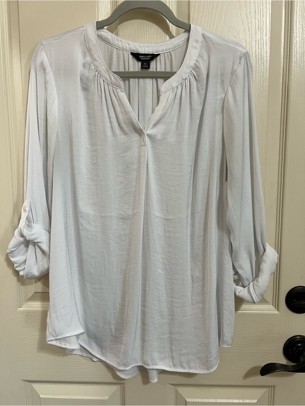 Simply Vera Vera Wang White V-Neck Roll-Tab Sleeve Blouse